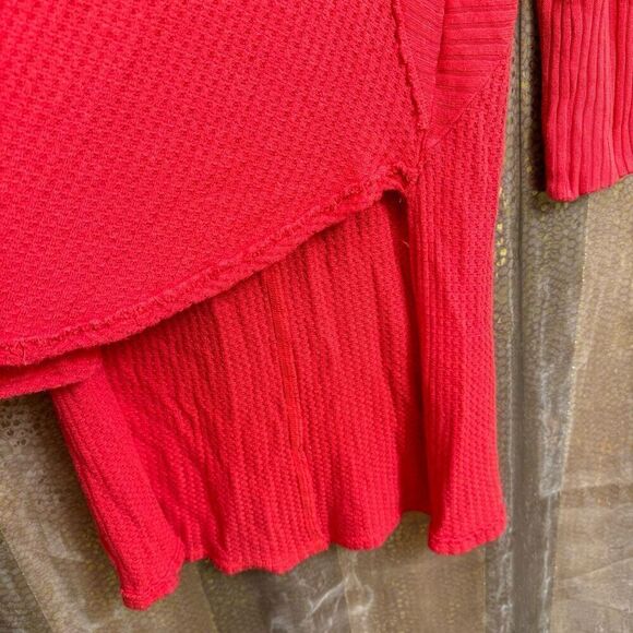 Free People Coral Poppy Red Drippy Ventura Thermal Waffle Boho Top Small - Picture 4 of 9